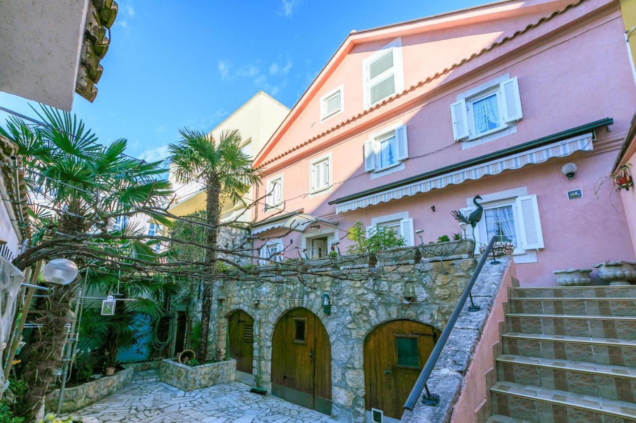 Apartments Villa 7 تْسْغيكفانِتْسا المظهر الخارجي الصورة