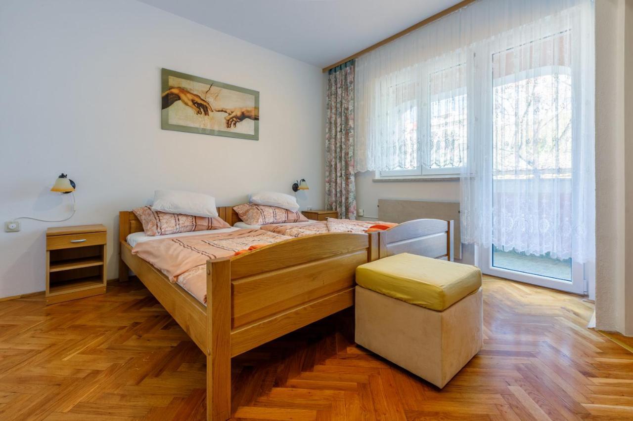 Apartments Villa 7 تْسْغيكفانِتْسا المظهر الخارجي الصورة