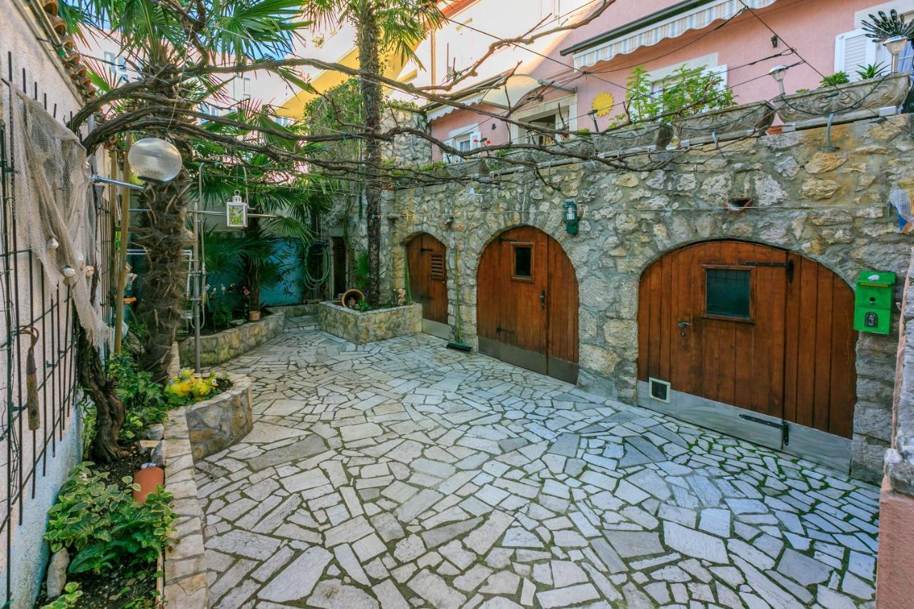 Apartments Villa 7 تْسْغيكفانِتْسا المظهر الخارجي الصورة