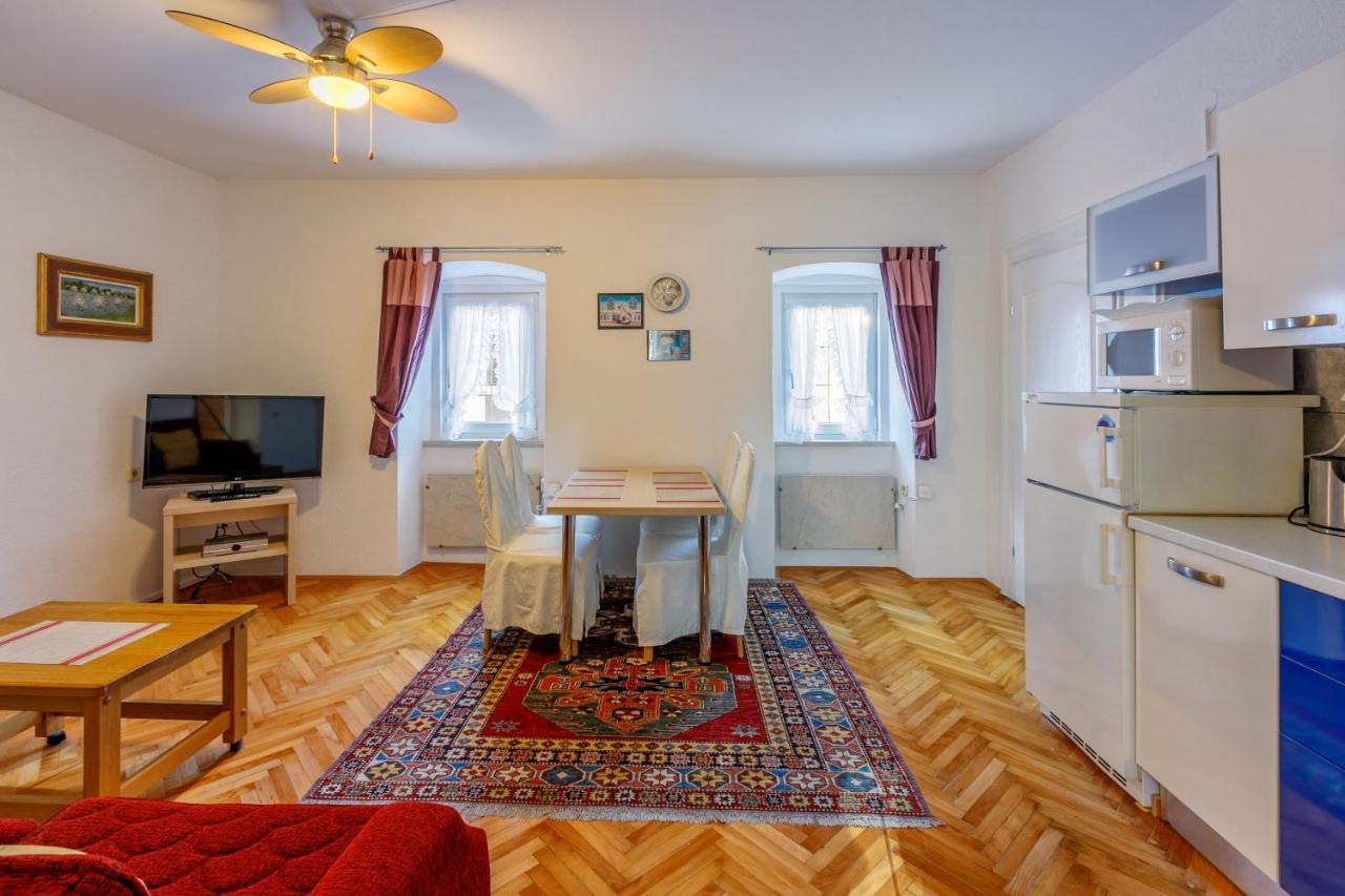 Apartments Villa 7 تْسْغيكفانِتْسا المظهر الخارجي الصورة